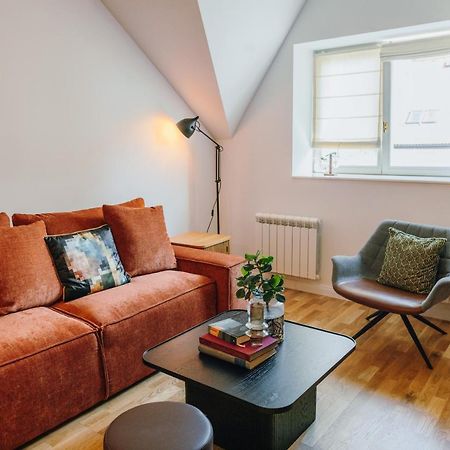 Modern Mezzanine Apt At Jecna St Prague Ngoại thất bức ảnh