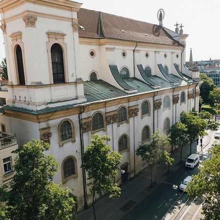 Modern Mezzanine Apt At Jecna St Prague Ngoại thất bức ảnh