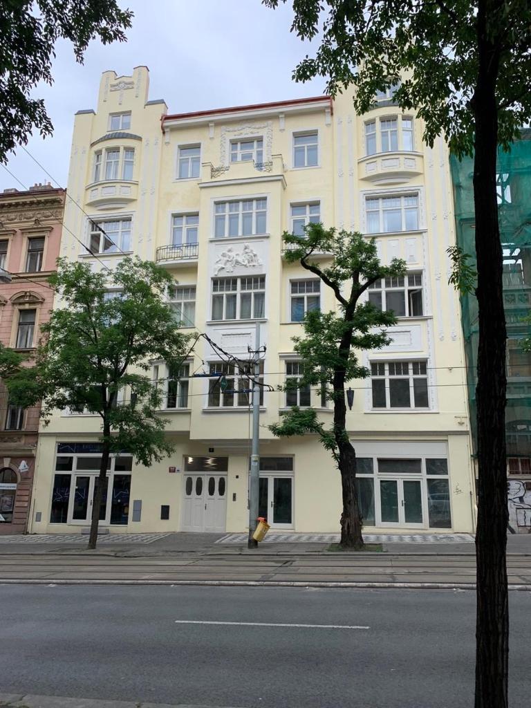 Modern Mezzanine Apt At Jecna St Prague Ngoại thất bức ảnh